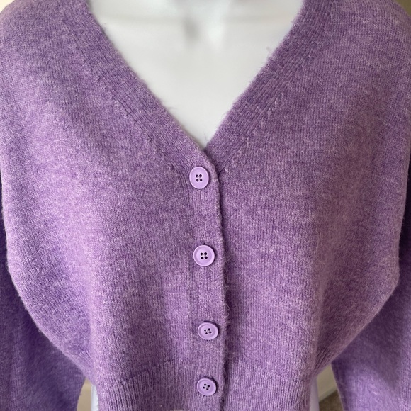 Collusion ASOS purple vneck cardigan sweater button down preowned US 0 - Picture 3 of 8